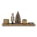 Wooden tray with 5 decorative Christmas pieces.