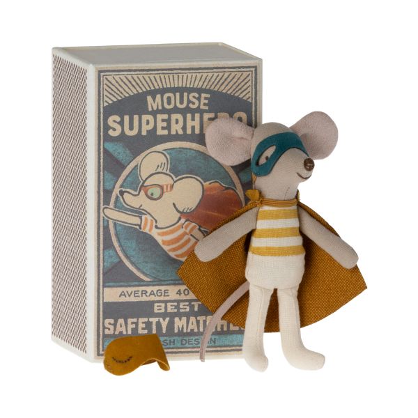 Superhero Mouse - Little Brother in suitcase (10cm)