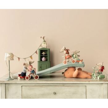 Triciclo - Rojo para Ratoncitos (10cm) 2