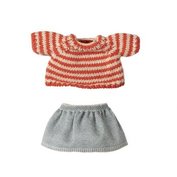 Knitted sweater and skirt, Big sister mouse  (12cm)