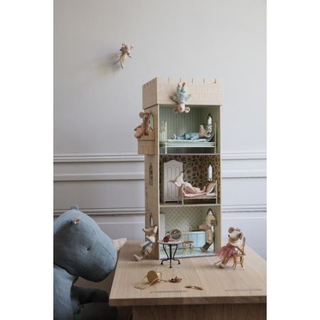 Mum & Dad Mice in Cigar Box (15cm)