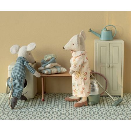 Ratoncitos Abuelos en Caja (15cm)