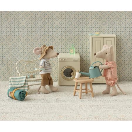 Tooth brush set in bag, Mouse