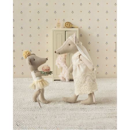 Wedding mice couple in box, Mum and dad (15cm)