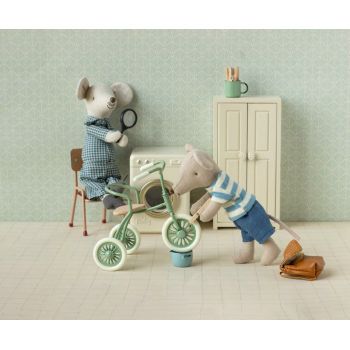 Mouse with Backpack · Magnet - Big Brother (13cm) 2