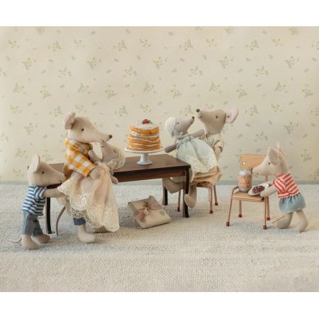 Baby mouse in gown - Rose