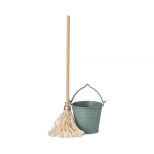 copy ofBucket and mop