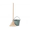 Bucket & Mop (23cm).