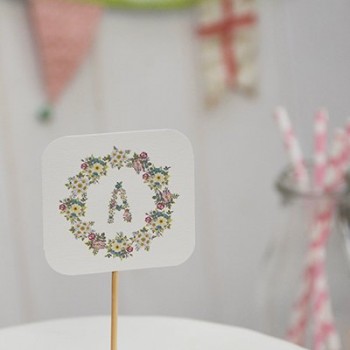 Topcake initial flowers 2