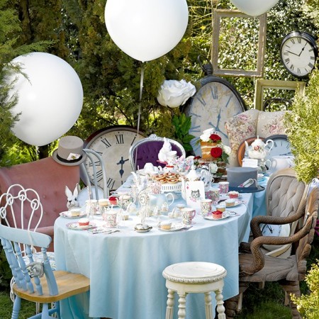 Truly Scrumptious Table Cover